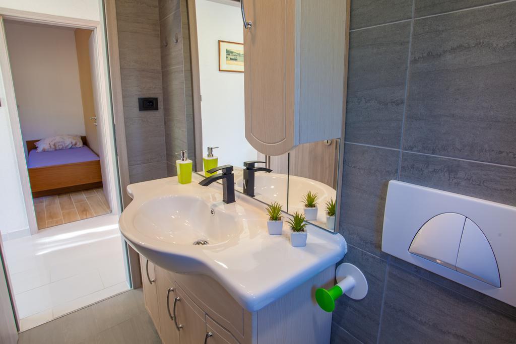 Apartments Boric เซรส ภายนอก รูปภาพ